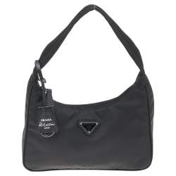 Prada Beige Nylon and Leather Re-Edition 2005 Shoulder Bag Prada | The  Luxury Closet