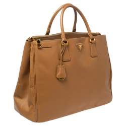 Pre Owned Prada Tan Saffiano Lux Leather Executive Galleria Double Zip Tote