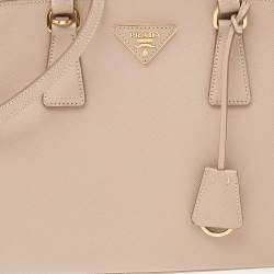 Pre Owned Prada Beige Saffiano Lux Leather Medium Promenade Bag