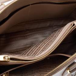 Pre Owned Prada Beige Saffiano Lux Leather Medium Promenade Bag