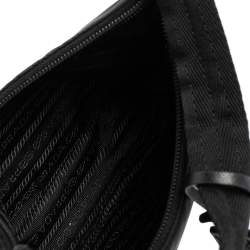 Pre Owned Prada Black Nylon Re-Edition 2000 Shoulder Bag