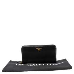 Pre Owned Prada Black Saffiano Leather Zip Around Wallet