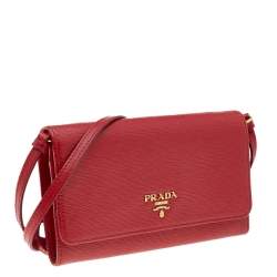 Pre Owned Prada Red Vitello Move Leather Wallet On Strap