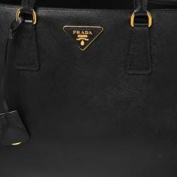 Pre Owned Prada Black Saffiano Lux Leather Executive Galleria Double Zip Tote