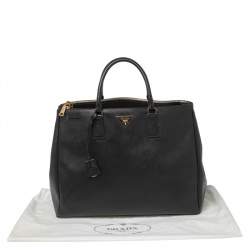 Pre Owned Prada Black Saffiano Lux Leather Executive Galleria Double Zip Tote