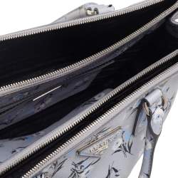 Pre Owned Prada Pale Blue Floral Print Saffiano Lux Leather Medium Galleria Double Zip Tote