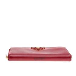 Pre Owned Prada Red Saffiano Leather Zip Around Wallet