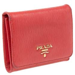 Pre Owned Prada Red Saffiano Move Leather Logo Trifold Compact Wallet