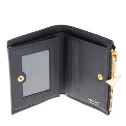 Pre Owned Prada Black Saffiano Lux Leather Bifold Compact Wallet