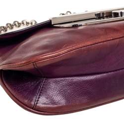 Pre Owned Prada Purple Leather Metal Mirror Flap Chain Baguette Bag
