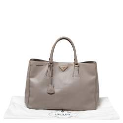 Pre Owned Prada Grey Saffiano Lux Leather Open Galleria Tote