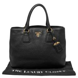 Pre Owned Prada Black Vitello Daino Leather Middle Zip Tote