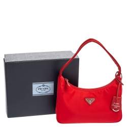 Pre Owned Prada Red Nylon Re-Edition 2000 Baguette Bag