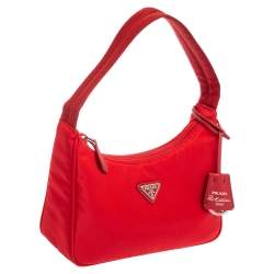 Pre Owned Prada Red Nylon Re-Edition 2000 Baguette Bag
