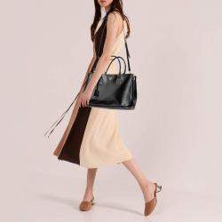 Pre Owned Prada Black Saffiano Lux Leather Medium Galleria Double Zip Tote