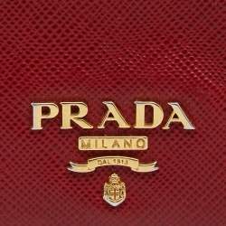 Pre Owned Prada Red Saffiano Lux Leather Logo Card Holder