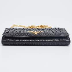 Pre Owned Prada Black Nappa Gaufre Leather Wallet On Chain