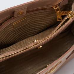 Pre Owned Prada Beige Saffiano Lux Leather Small Tote