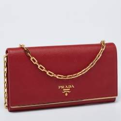 مملوكة مسبقًا Prada Red Saffiano Metal Leather Flap Wallet on Chain