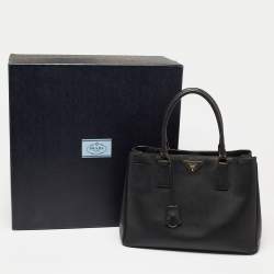 Pre Owned Prada Black Saffiano Lux Leather Small Middle Zip Tote