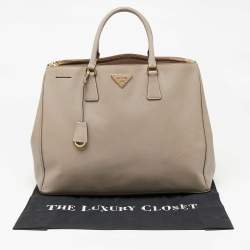 Pre Owned Prada Beige Saffiano Leather Executive Galleria Double Zip Tote