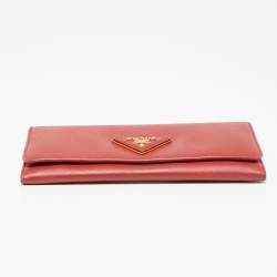 Pre Owned Prada Red Saffiano Metal Leather Logo Flap Continental Wallet