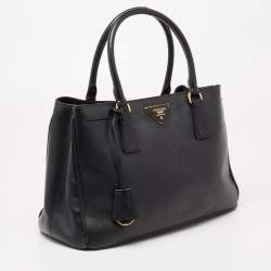Pre Owned Prada Black Saffiano Lux Leather Medium Galleria Middle Zip Tote