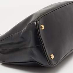 Pre Owned Prada Black Saffiano Lux Leather Medium Galleria Middle Zip Tote