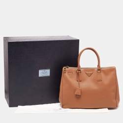 Pre Owned Prada Caramel Brown Saffiano Lux Leather Large Double Zip Tote