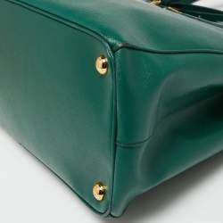 Pre Owned Prada Green Saffiano Lux Leather Medium Double Zip Tote