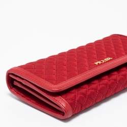 Pre Owned Prada Red Quilted Nylon and Leather Logo Flap Continental Wallet