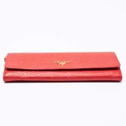 Pre Owned Prada Red Vitello Move Leather Wallet on Chain