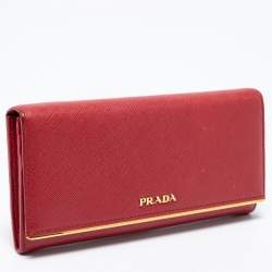 Pre Owned Prada Red Saffiano Leather Metal Bar Flap Continental Wallet