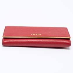 Pre Owned Prada Red Saffiano Leather Metal Bar Flap Continental Wallet