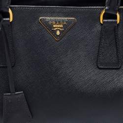 Pre Owned Prada Black Saffiano Lux Leather Small Middle Zip Tote