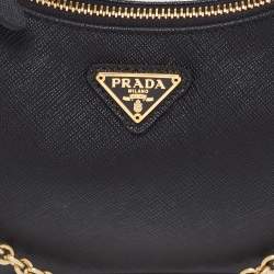 Pre Owned Prada Black Saffiano Lux Leather Re-Edition 2005 Shoulder Bag