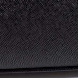 Pre Owned Prada Black Saffiano Lux Leather Re-Edition 2005 Shoulder Bag