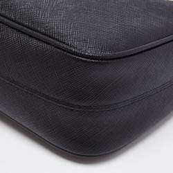 Pre Owned Prada Black Saffiano Lux Leather Re-Edition 2005 Shoulder Bag