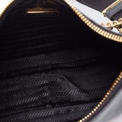 Pre Owned Prada Black Saffiano Lux Leather Re-Edition 2005 Shoulder Bag