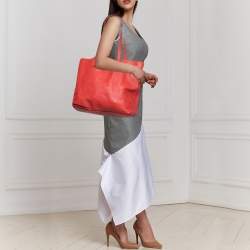 Pre Owned Prada Red Vitello Daino Leather Shopper Tote