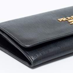Pre Owned Prada Black Vitello Move Leather Wallet on Chain