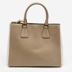 Pre Owned Prada Beige/White Saffiano Lux Leather Tote