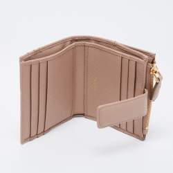 Pre Owned Prada Beige Saffiano Leather Compact Wallet