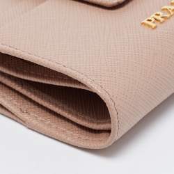Pre Owned Prada Beige Saffiano Leather Compact Wallet