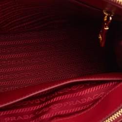 Pre Owned Prada Red Saffiano Lux Leather Small Front Pocket Double Zip Tote