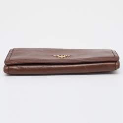 Pre Owned Prada Brown Leather Flap Continental Wallet