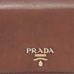 Pre Owned Prada Brown Leather Flap Continental Wallet
