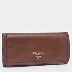 Pre Owned Prada Brown Leather Flap Continental Wallet