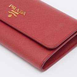 Pre Owned Prada Red Saffiano Leather Flap Continental Wallet