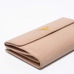 Pre Owned Prada Beige Vitello Move Leather Flap Continental Wallet